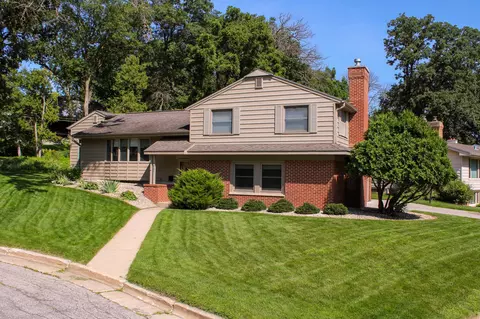 2007 13th Ave NW, Rochester, MN 55901