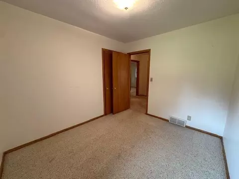 838 Des Moines Dr, Windom, MN 56101 photo 17