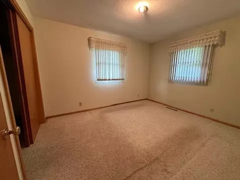 838 Des Moines Dr, Windom, MN 56101 photo 20