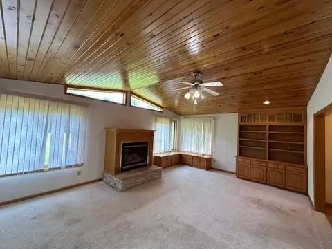 838 Des Moines Dr, Windom, MN 56101 photo 14