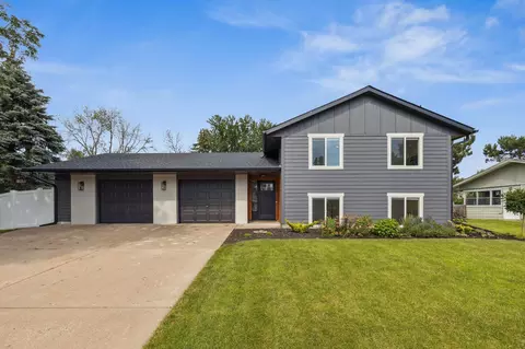 8355 Harkness Rd S, Cottage Grove, MN 55016