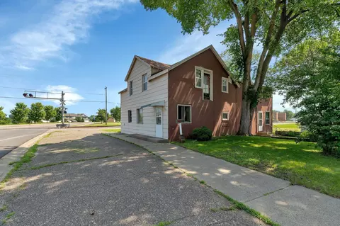 732 1st St NE, Little Falls, MN 56345