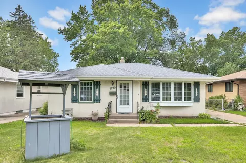 1295 Etna St, Saint Paul, MN 55106