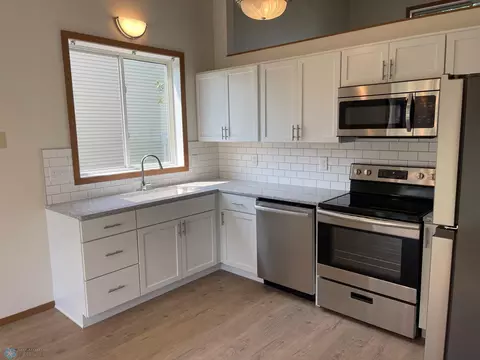 3533 29th St S, Fargo, ND 58104 photo 3