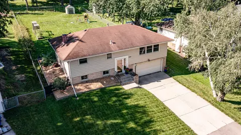1438 20th St NW, Rochester, MN 55901