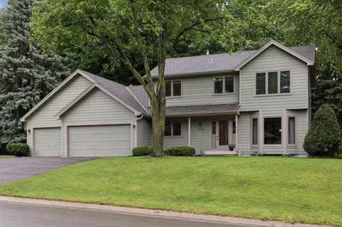 18586 Kristie Ln, Eden Prairie, MN 55346
