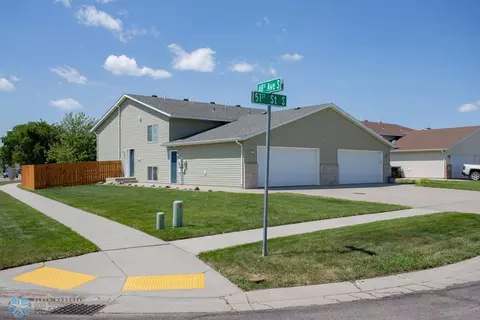 4785 51st St S, Fargo, ND 58104