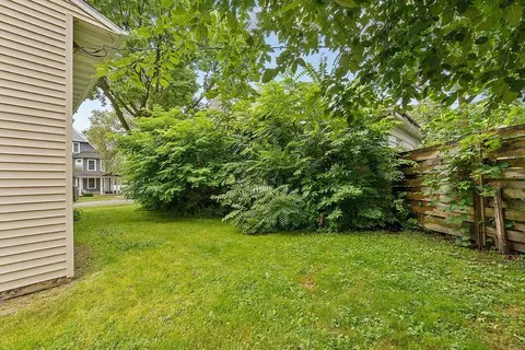 629 6th St NW, Faribault, MN 55021 photo 8