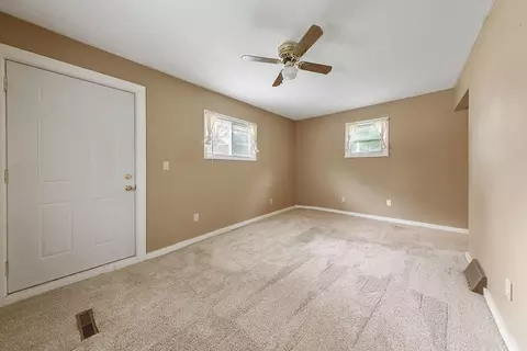 629 6th St NW, Faribault, MN 55021 photo 10