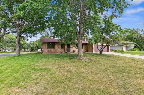 10293 Crocus St NW, Coon Rapids, MN 55433