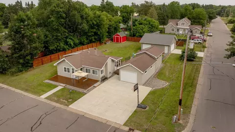 219 Oak St, Backus, MN 56435