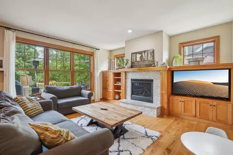 4896 Biscayne Ave, Eagan, MN 55123 photo 6
