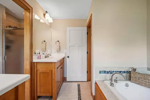 4896 Biscayne Ave, Eagan, MN 55123 photo 36