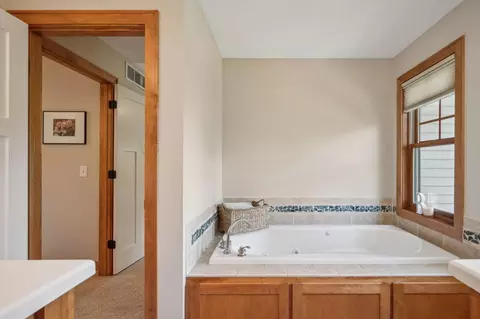 4896 Biscayne Ave, Eagan, MN 55123 photo 35