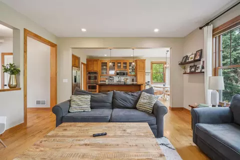 4896 Biscayne Ave, Eagan, MN 55123 photo 9