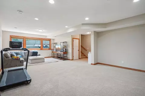 4896 Biscayne Ave, Eagan, MN 55123 photo 49