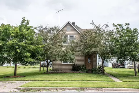 w6436 Main Street, Bay City, WI 54723