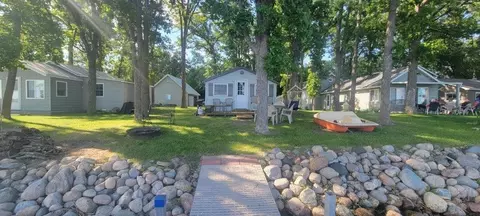 36660 Oak Point Dr, New York Mills, MN 56567