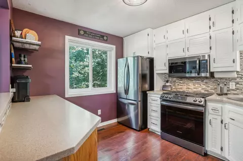 4286 Braddock Trl, Eagan, MN 55123 photo 10