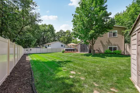 4286 Braddock Trl, Eagan, MN 55123 photo 37