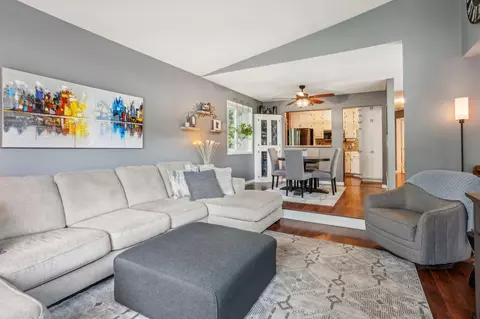 4286 Braddock Trl, Eagan, MN 55123 photo 7
