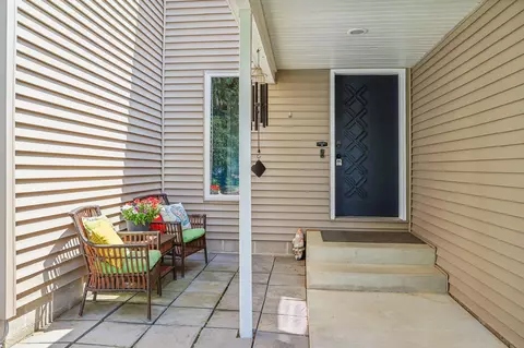 4286 Braddock Trl, Eagan, MN 55123 photo 3