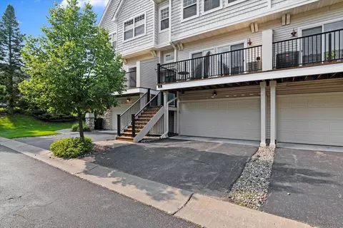 4635 Victor Path #5, Hugo, MN 55038