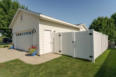 609 3rd St NE, Byron, MN 55920 photo 26