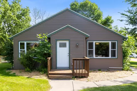 513 White St SE, Watertown, MN 55388