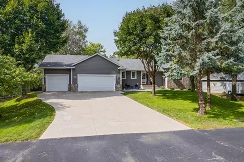 5695 Turtle Lake Rd, Shoreview, MN 55126