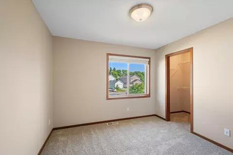 3002 Walden Dr, Chaska, MN 55318 photo 22