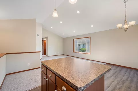 3002 Walden Dr, Chaska, MN 55318 photo 16