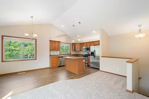 3002 Walden Dr, Chaska, MN 55318 photo 6