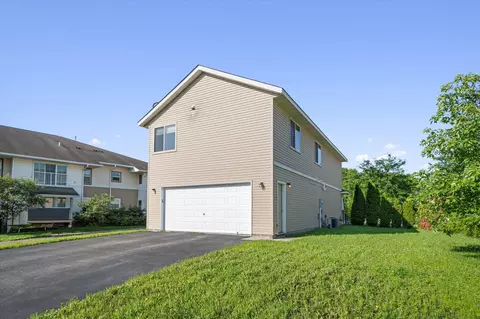 3002 Walden Dr, Chaska, MN 55318 photo 13