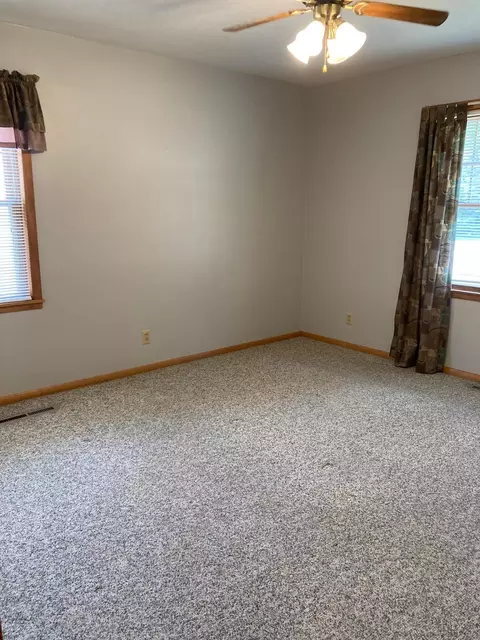 901 Des Moines Dr, Windom, MN 56101 photo 15