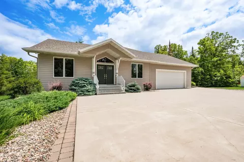 29314 W Shore Dr, Pengilly, MN 55775