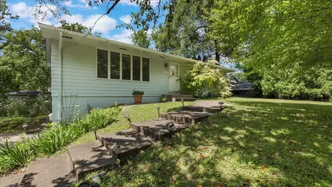 1541 Quebec Ave N, Golden Valley, MN 55427
