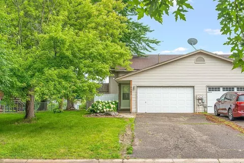 2562 Copper Cliff Trl, Woodbury, MN 55125