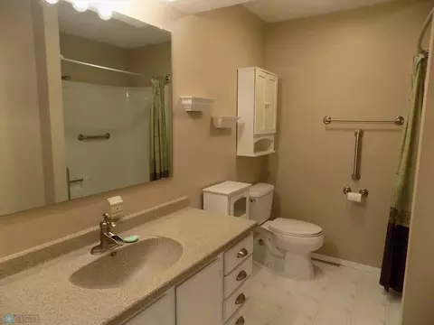402 Ash Dr, Mooreton, ND 58061 photo 8