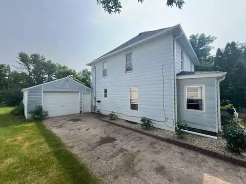 537 3rd St SE, Perham, MN 56573 photo 2