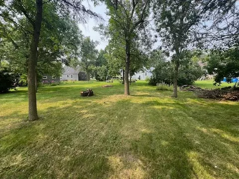 537 3rd St SE, Perham, MN 56573 photo 3