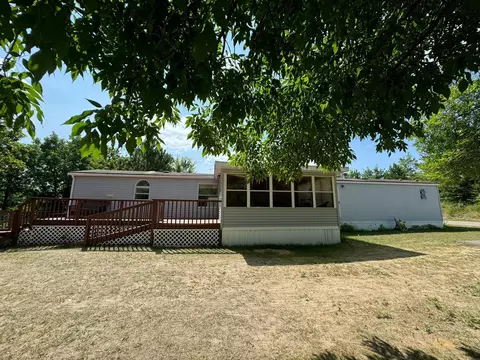539 Highland Inn Apt 1 Rd NE, Cass Lake, MN 56633