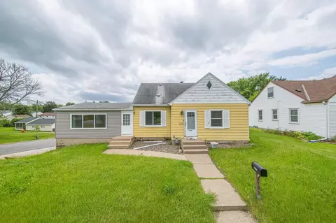2196 4th St E, Saint Paul, MN 55119 photo 2