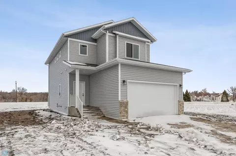 4720 Hampton Loop S, Moorhead, MN 56560 photo 2