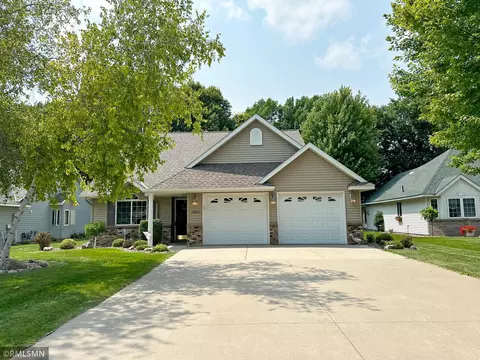 1254 Cypress Dr W, Annandale, MN 55302