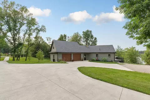 23619 180th St, New Richland, MN 56072