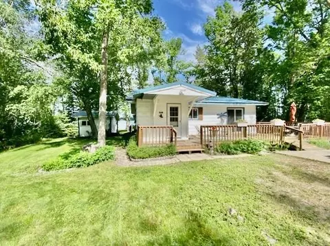 10119 Douglas Dr NE, Deer River, MN 56636