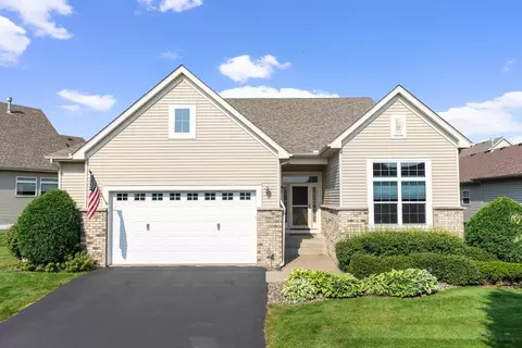 7683 Queensland Ln N, Maple Grove, MN 55311
