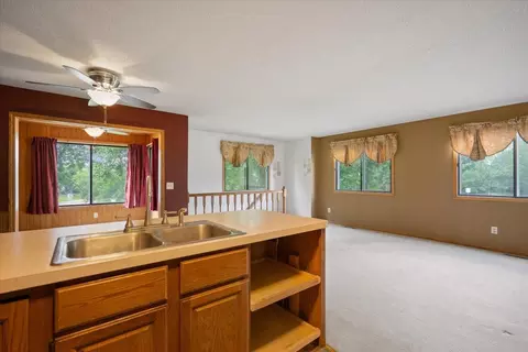8418 S Pond Trl, Champlin, MN 55316 photo 11