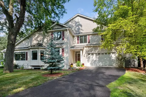 2112 Basswood Ln, Mound, MN 55364